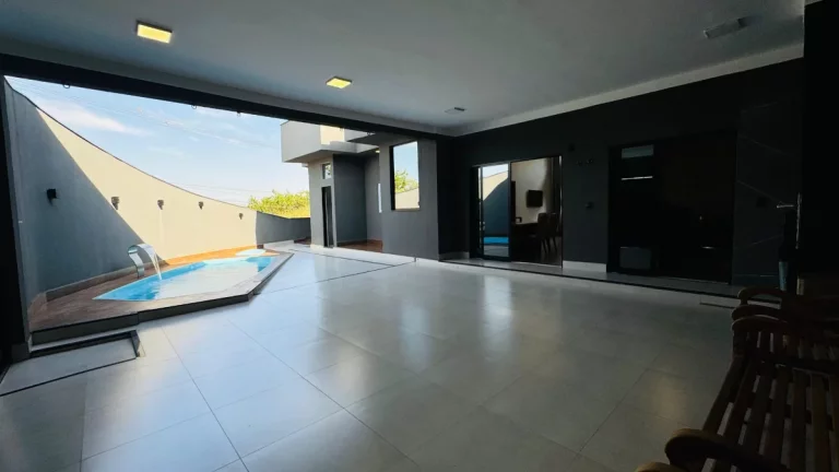 Imagem Casa de vila para venda em Jardim Piratininga com 3 quartos, sendo 2 suítes, 304m2