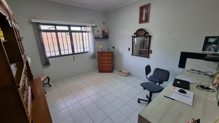 Imagem IMÓVEL Á VENDA COM FRENTE PARA A RODOVIARIA DE FRANCA/SP