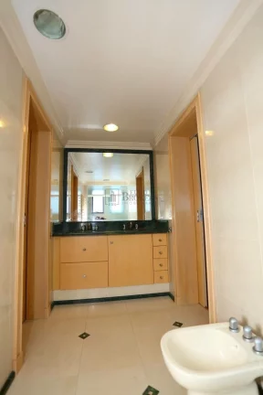 Imagem Apartamento frente mar semi mobiliado em Balneário Camboriú