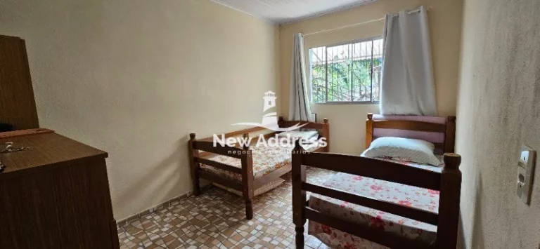 Imagem Sítio com 20.000m² e Casa Charmosa de 140m², 2 Quartos, 2 Tanques de Peixe e Área de Plantação Extensa. Ideal para quem busca tranquilidade e produtividade.