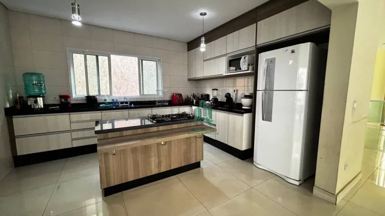 Imagem Sobrado à venda, 316 m² por R$ 1.300.000,00 - Jardim Vila Galvão - Guarulhos/SP