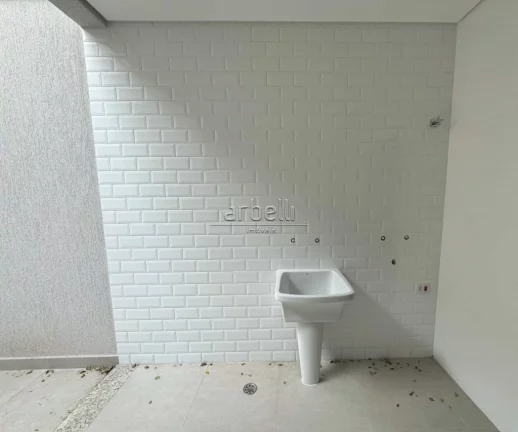 Imagem Sobrado com 135 M² com 3 dormitórios sendo 1 suíte, sala, lavabo, copa, cozinha, área de serviç...