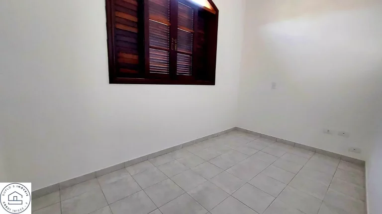 Imagem Imóvel em São Paulo / Zona norte / Vila Serralheiro / a 100 metros da futura estação Brasilândia.