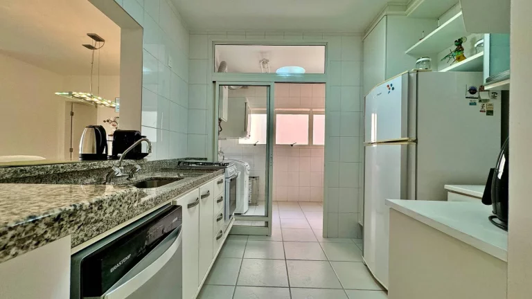 Imagem Apartamento com 3 dormitórios à venda, 122 m por R$ 4.600.000,00 - Riviera