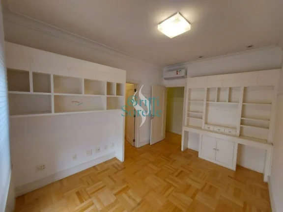 Imagem Apartamento à Venda em Moema - São Paulo / SP.