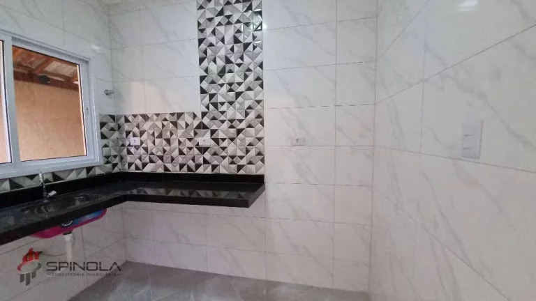 Imagem Sobrado com 2 dormitórios à venda, 63 m² por R$ 300.000,00 - Real - Praia Grande/SP