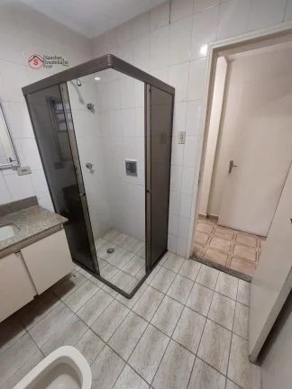 Imagem CASA ASSOBRADADA COMERCIAL OU RESIDENCIAL PARA ALUGAR A 400 METROS DO METRÔ VILA PRUDENTE, COM EDÍCULA. 4 DORMITÓRIOS E 4 VAGAS DE GARAGEM.