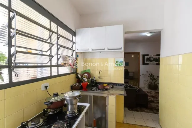 Imagem Apresentamos este imóvel amplo com 4 dormitórios e 2 banheiros, ideal para quem busca conforto e p...