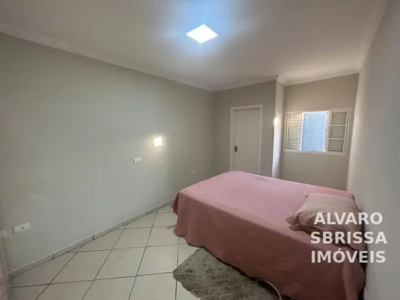 Imagem Casa com três dormitórios sendo uma suíte no Bairro São Camilo em Itu SP