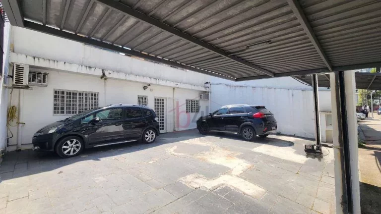 Imagem Imóvel com Duas Frentes à Venda no Brooklin | 287m² | Av. Roque Petroni