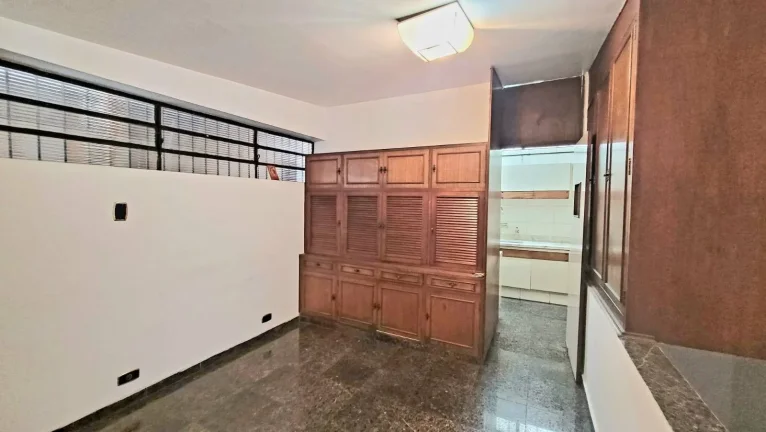 Imagem Casa Perdizes - 430M², 7 Dorms, 2 Suítes, 4 Vagas, Varanda, Closet, Lareira
