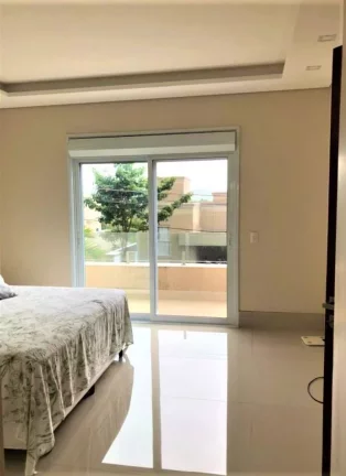 Imagem Linda casa com 3 dormitórios à venda no condomínio Parque das Quaresmeiras