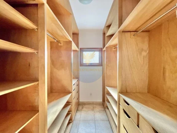 Imagem Casa em Condomínio a Venda no bairro Granja Viana - Carapicuíba, SP