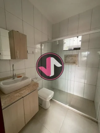 Imagem Atenção, você que busca conforto e praticidade em um imóvel, essa casa no bairro Verdão, em Cui...