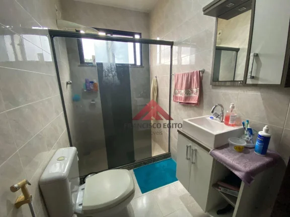 Imagem Casa com 5 dormitórios à venda por R$ 550.000,00 - Patronato - São Gonçalo/RJ