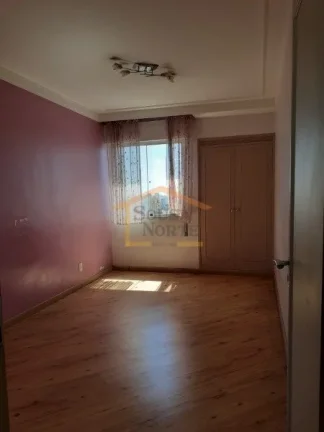 Imagem Apartamento 3 dormitórios, sendo 1 suíte, com armários embutidos, sala 2 ambientes, pisos em mard...