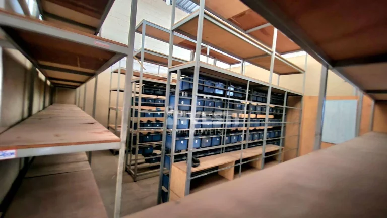 Imagem Galpão, 700 m² - venda por R$ 2.100.000,00 ou aluguel por R$ 11.050,00/mês - Jardim Maria Inez - Aparecida de Goiânia/GO