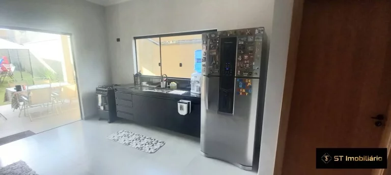 Imagem Sobrado a Venda em Atibaia c/ excelente localização