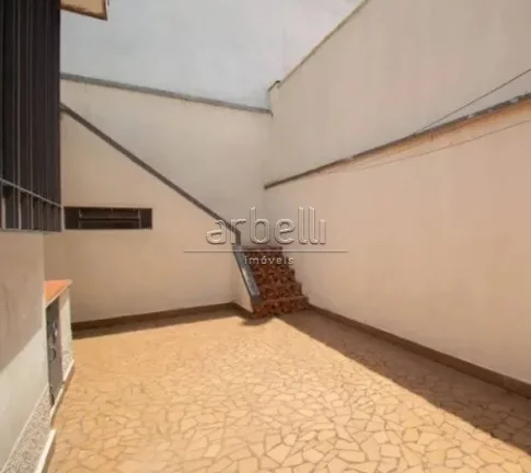 Imagem Casa térrea com 177 M², 2 dormitórios, banheiro com gabinete no lavatório e box em vidro, ampla ...