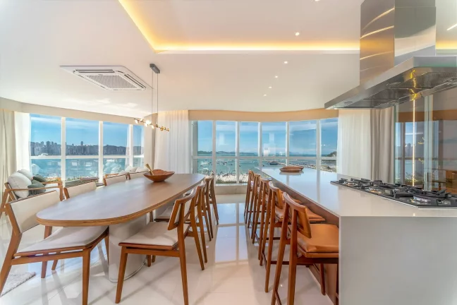 Imagem Apartamento com 4 dormitórios à venda sendo 4 suítes, 237 m² por - R$ 13.100.000,00 - Centro - Bal. Camboriú/SC
