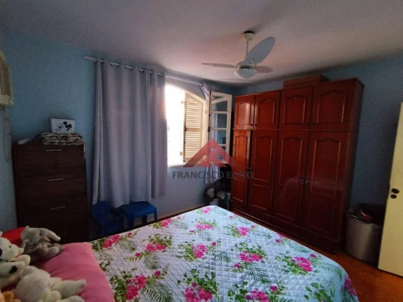 Imagem Casa com 2 dormitórios à venda, 89 m² por R$ 250.000,00 - Neves - São Gonçalo/RJ