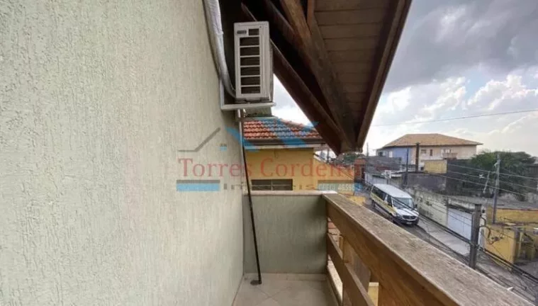Imagem Sobrado com 3 dorm. (1 suíte) + 4 vagas - Jd. Monte Kemel