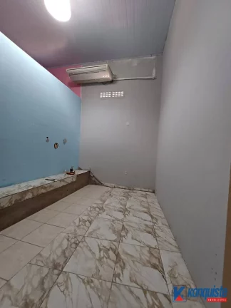 Imagem ALUGO PONTO COMERCIAL, NA RUA SENADOR QUINTINO