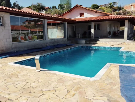 Imagem Chácara com 3 quartos, 180m2, à venda em Socorro