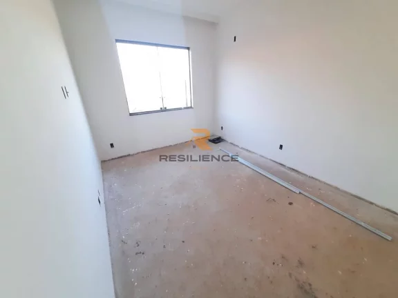 Imagem Casa maravilhosa com 03 quartos sendo 02 suítes em condomínio fechado !!