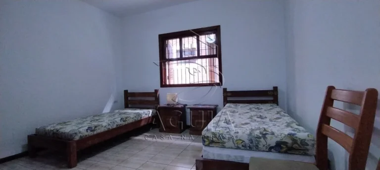 Imagem Casa à venda na Praia da Lagoinha em Ubatuba apenas 200mts da Praia!