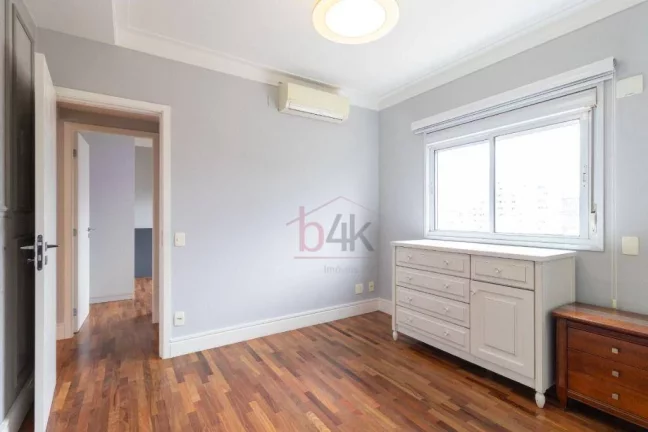 Imagem Apartamento 138m² no Brooklin Novo | 3 Suítes a 200m do Metrô | Ideal Brooklin