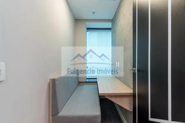 Imagem Laje Comercial de Alto Padrão para Locação na Vila Olímpia com 260m²