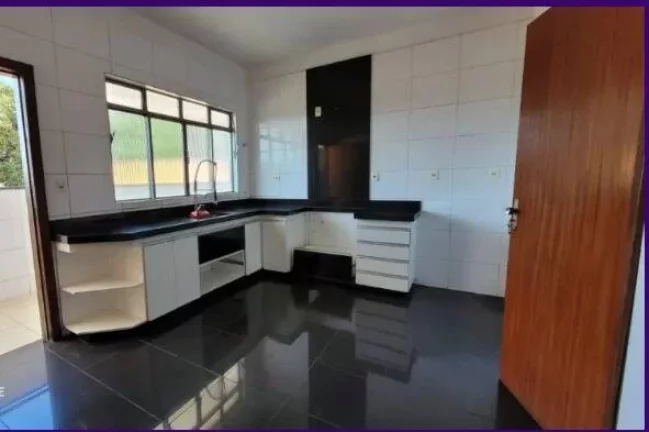 Apartamento 3 quartos, sendo 1 suíte - Candelária