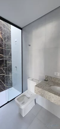 Imagem Sobrado alto padrão com Piscina, 3 suítes próximo ao Centro Matinhos-PR
