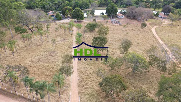 Imagem Chácara Exclusiva Riquíssima d´água em Hidrolândia/GO