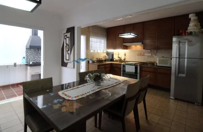 Imagem Sobrado à venda com 3 dormitórios, sendo 1 suíte, 2 vagas no Baeta Neves ao lado Shopping em São Bernardo do Campo