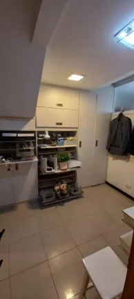Imagem Casa triplex a venda em Santos no Embaré próximo a praia