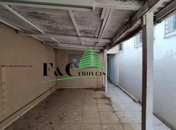 Imagem Barracão para Locação em Limeira, Parque Residencial ANAVEC, 2 banheiros, 7 vagas