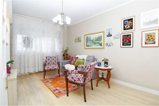 Imagem Apartamento à venda em Porto Alegre, Menino Deus, com 3 quartos, 84m2