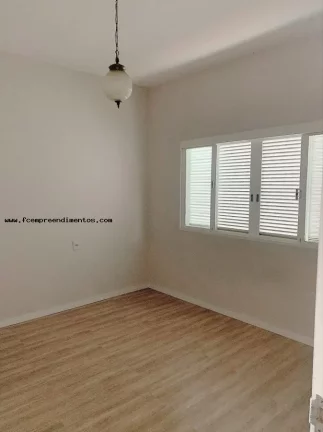 Imagem Casa para Locação em Limeira, Vila Claudia, 3 dormitórios, 2 banheiros, 2 vagas
