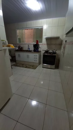 Imagem Vendo esta linda casa com quintal em Nova Friburgo.