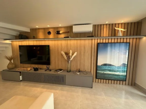Imagem Imperdível Casa à Venda na Riviera de São Módulo 30. Com 4 Quartos, 4 Suítes, 3 Salas, 4 Vagas 320,00m² Piscina, Churrasqueira Mobiliada e Decorada
