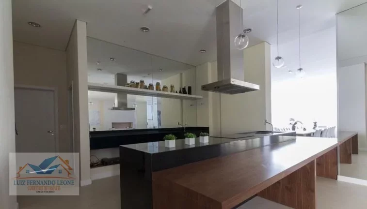 Imagem Studio Mobiliado para locação, com renda, 35 m² e com 1 vaga. Barra Funda /Metrô Marechal Deodoro