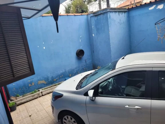 Imagem Sobrado com 3 dormitórios à venda, 273 m² por R$ 1.100.000,00 - Vila Acoreana - Poá/SP