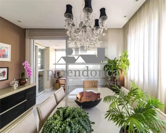 Imagem Excelente apartamento da construtora Paulo Mauro com 3 suítes e 4 vagas, 220m²