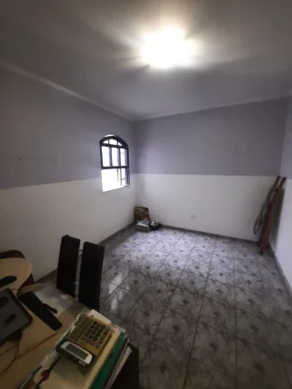 Imagem Sobrado à venda em Santo André-SP, bairro Jardim Las Vegas, 3 quartos, 1 suíte, 3 banheiros, 2 vagas de garagem, 185m².