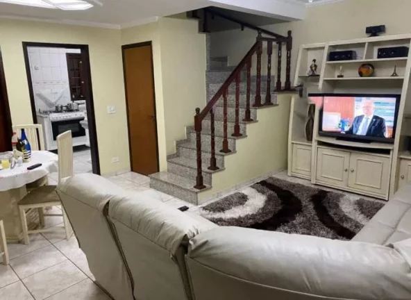 Imagem Sobrado com 3 dormitórios à venda, 165 m² por R$ 590.000,00 - Vila Acoreana - Poá/SP