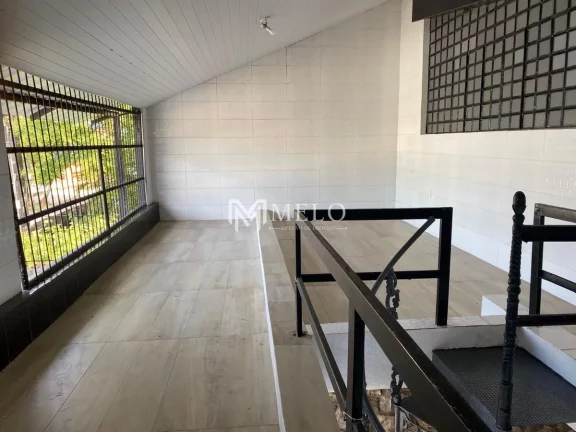 Imagem SÃO DUAS CASAS - 6qts., 2suites, 6vagas, 460m2 no Cordeiro - ACEITA FINANCIAMENTO BANCÁRIO