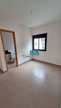 Imagem Apartamento novo com vista mata, 5 minutos da praia das Toninhas