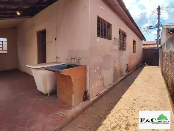 Imagem Casa para Venda em Limeira, Vila da Glória, 3 dormitórios, 1 banheiro, 1 vaga